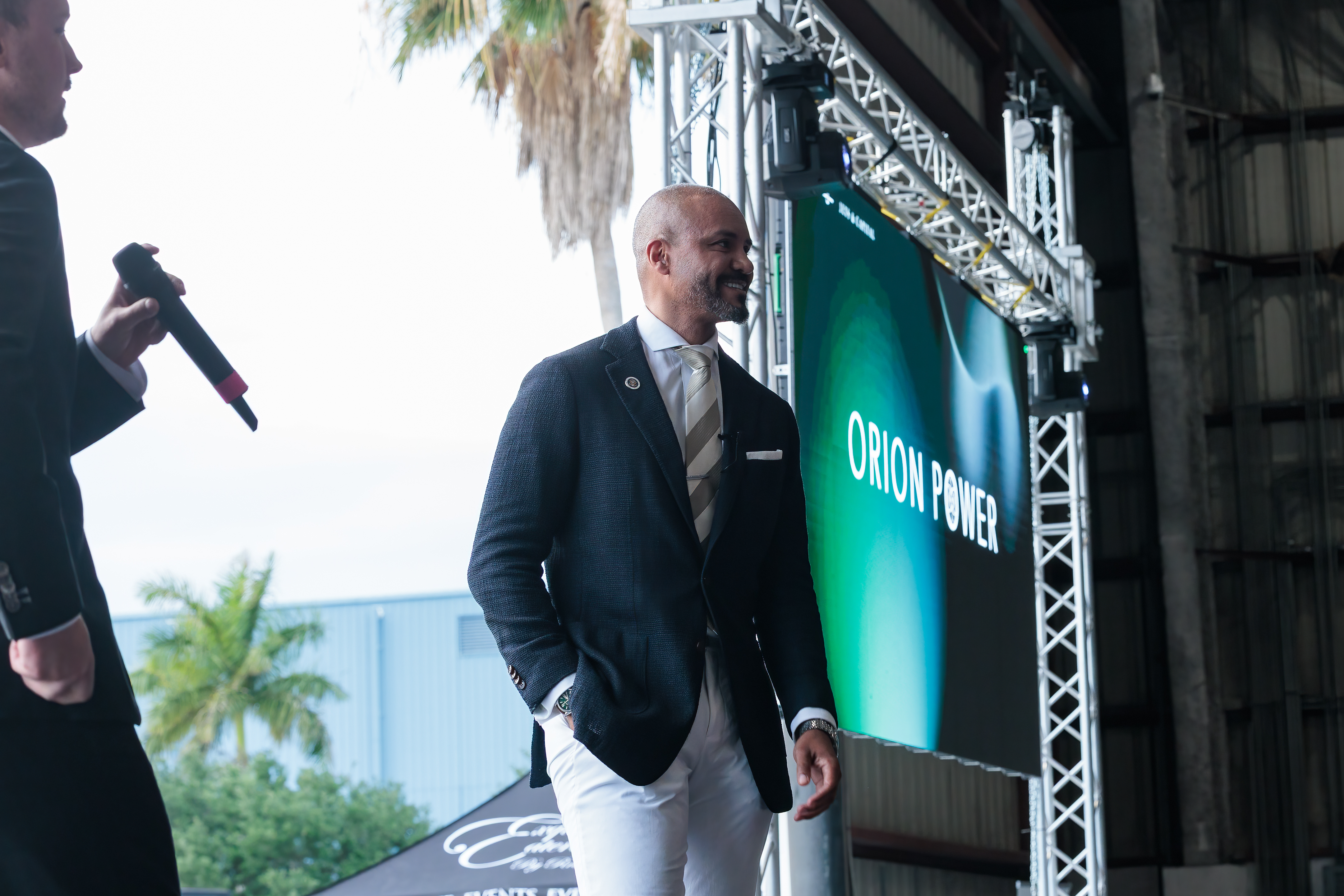 Orion Bailey on stage at Jets & Capital, Miami